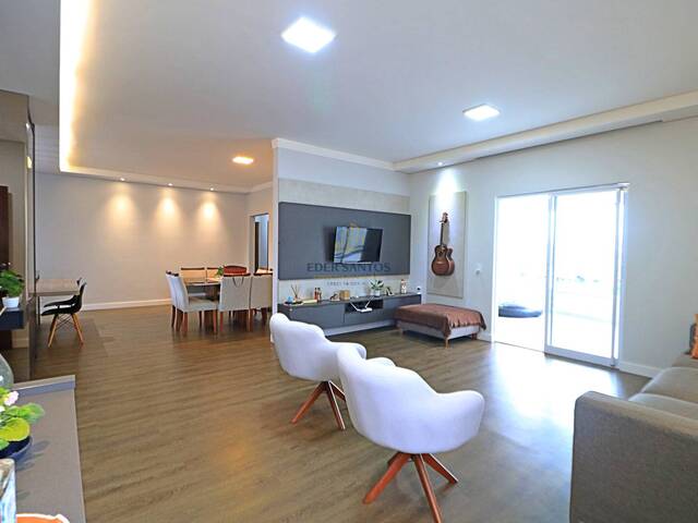 #740 - Casa para Venda em Jaraguá do Sul - SC