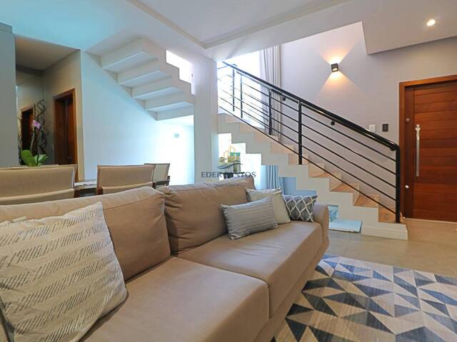 #747 - Casa para Venda em Jaraguá do Sul - SC